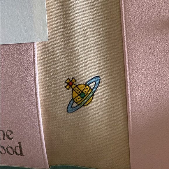 COPY - VIVIENNE WESTWOOD KEY CASE HOLDER - Picture 9 of 11